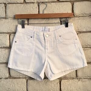 Vintage Jordache White Mid-Rise Denim Cotton Shorts - Size 3/4